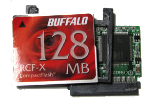 USBメモリー、CFカード